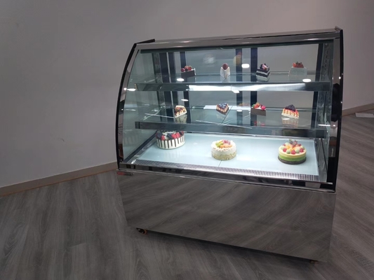 Chłodząca szafka deserowa z wentylatorem z wewnętrznymi światłami LED pod każdą półką / górą